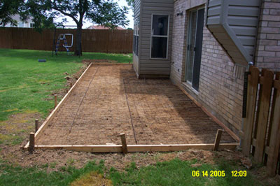 Pour patio build patio cover